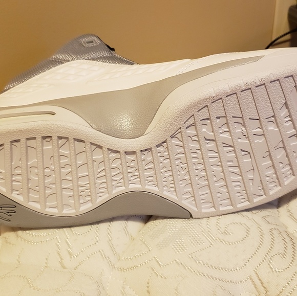 Jordan shoes - Picture 3 of 3